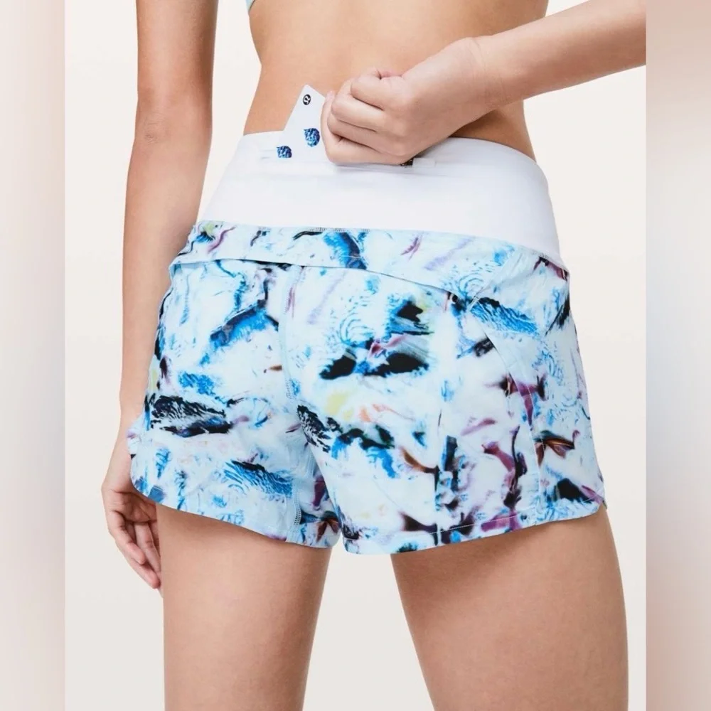 2018 Lululemon Run Times Short II 4” – Exposure Crystallize Multi / White Size 4 - Picture 4 of 8